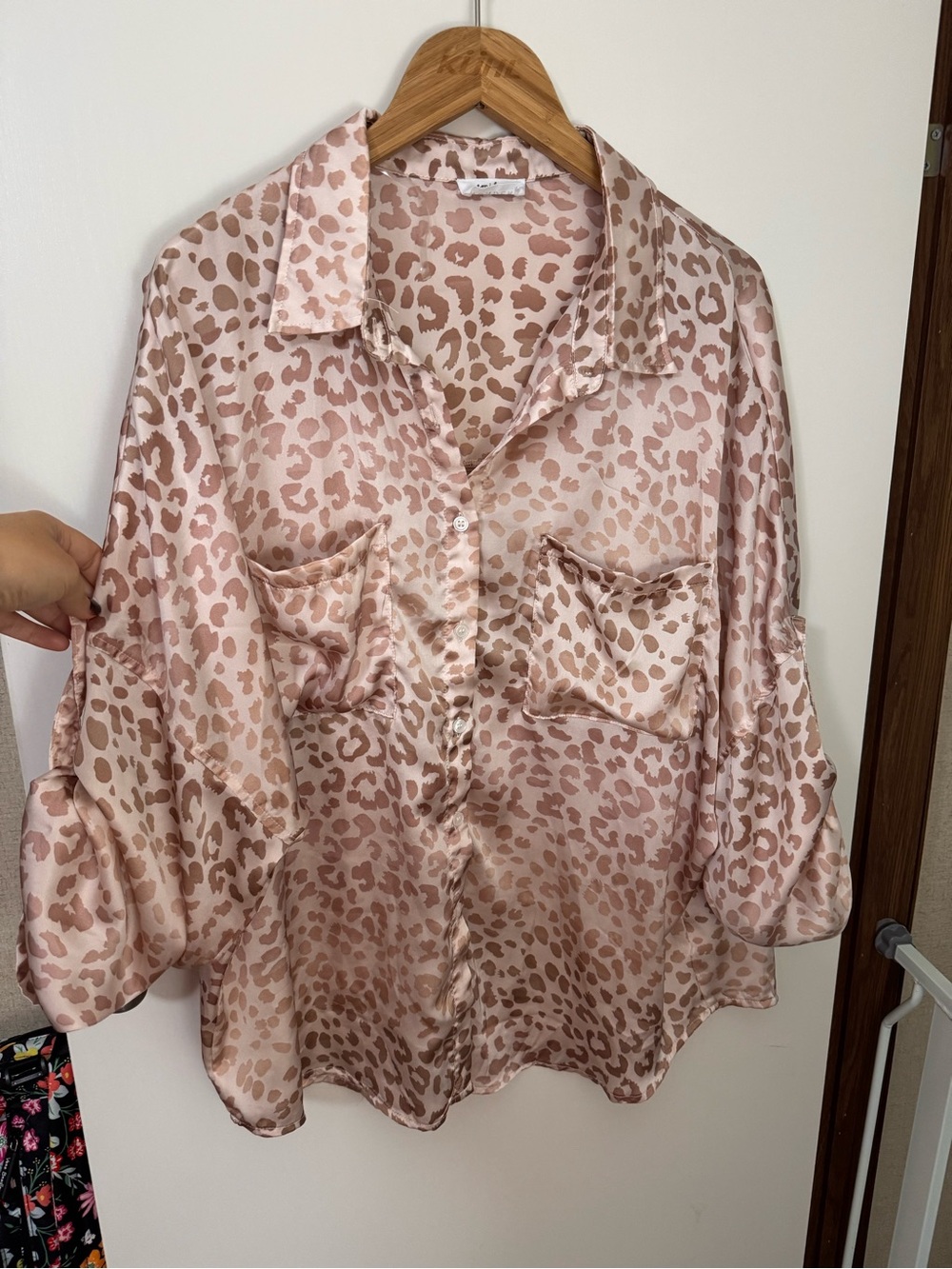 Women’s Blush Leopard Satin Tunic Button-Down